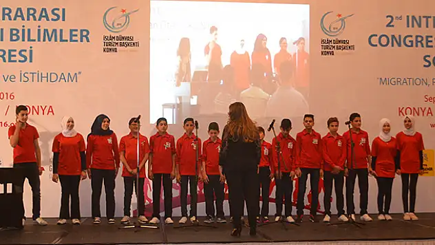 Savaşın izlerini müzikle silmeye çalışıyorlar