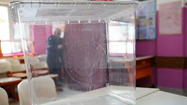Seçim günü alkol yasak, düğünlere saat ayarı!