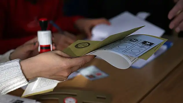 Seçime girebilecek partiler belli oldu! YSK kararı Resmi Gazete'de yayımladı