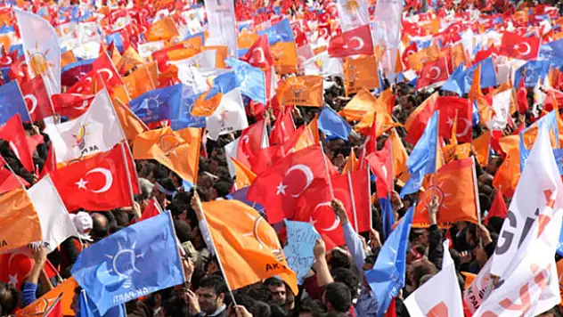 Seçimlerde bir devir kapanıyor!