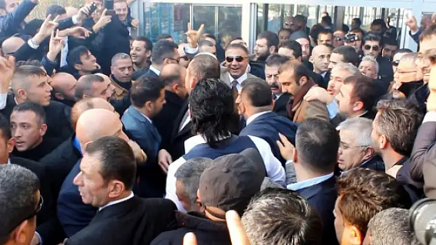 Sedat Peker izdihamı!