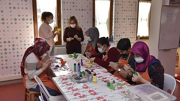 SEDEP sanat tasarım atölyesi özel öğrencilere ev sahipliği yapıyor
