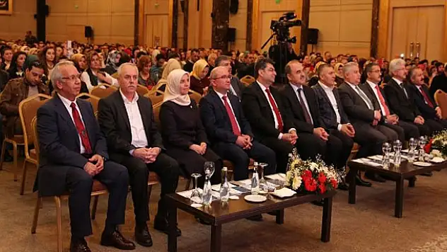 Sedep seminerleri devam ediyor