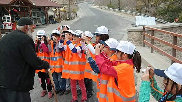 SEDEP'te 'Değerler objektifimde' etkinliği