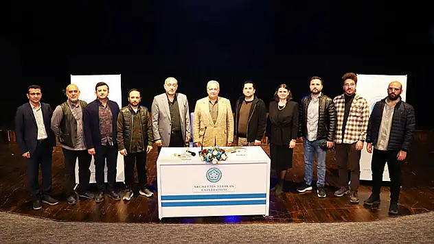 Şef Mehmet Güntekin NEÜ'de öğrencilerle buluştu