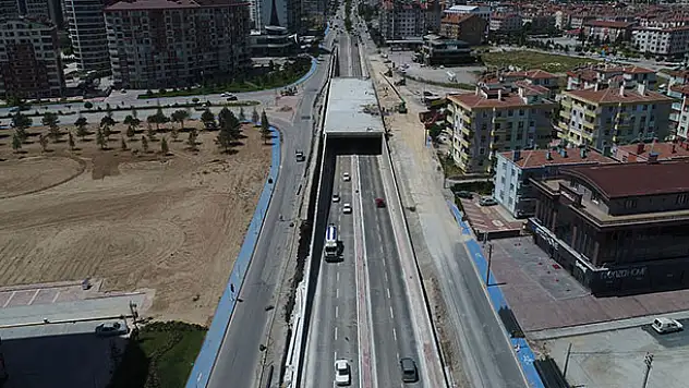 Şefik Can Köprülü Kavşağı hizmet vermeye başladı
