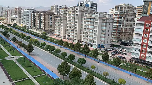 Şefikcan Caddesi'ne ulaşılamıyor, gidilemiyor!