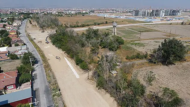 Şehir Hastanesi'ne giden yollar genişletiliyor
