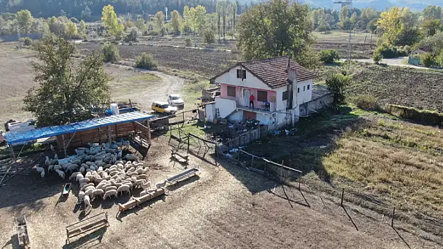 Şehir hayatını bırakıp köye yerleşti: Devlet desteği ile gelirini üç katına çıkardı

