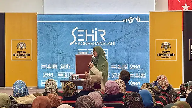 Şehir Konferanslarına Derbent'te yoğun ilgi