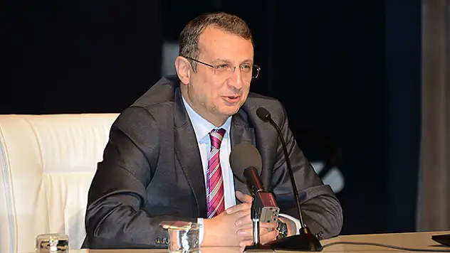 Şehir konferanslarında Ortadoğu konuşuldu