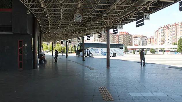 Şehirlerarası otobüs biletlerine ÖTV zammı! Yola çıkmak artık cep yakacak
