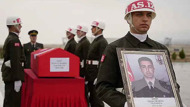Şehit Akarsel'in naaşı memleketi Konya'ya uğurlandı