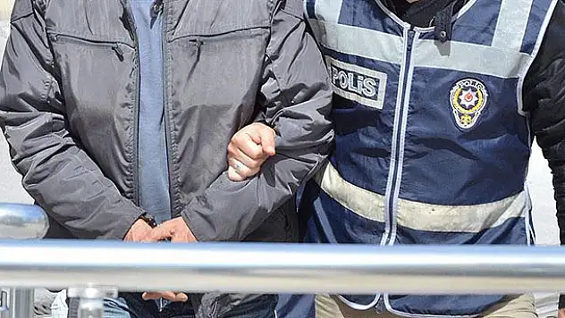 Şehit annesini dolandıranlar yakalandı