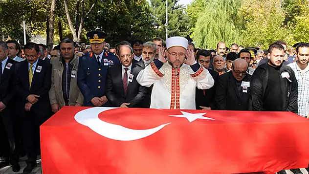 Şehit astsubay Onur Sönmez Kayseri'de toprağa verildi