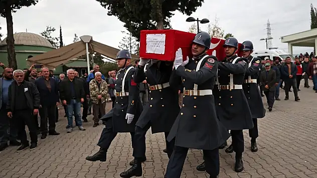 Şehit Jandarma Uzman Çavuş Yetişen'in cenazesi Adana'da defnedildi
