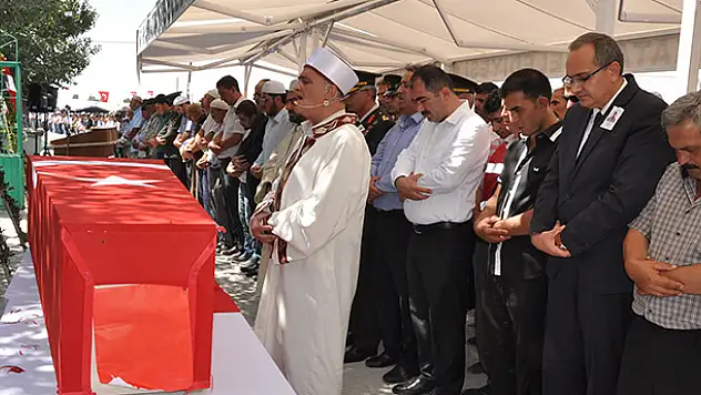 Şehit Muharrem Öksüz Son Yolculuğuna Uğurlandı