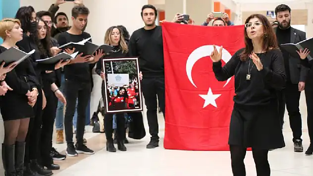 Şehit öğretmen Aybüke Yalçın, mezun olduğu NEÜ'de anıldı
