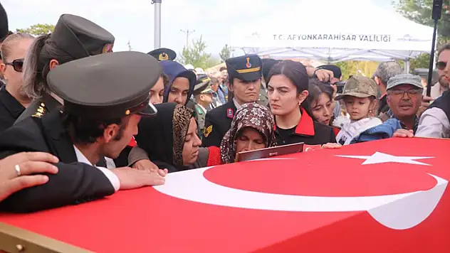 Şehit Önder Özen son yolculuğuna uğurlandı