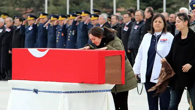 Şehit Pilotlar İçin Tören Düzenlendi