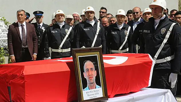 Şehit polis memuru Ateş için tören
