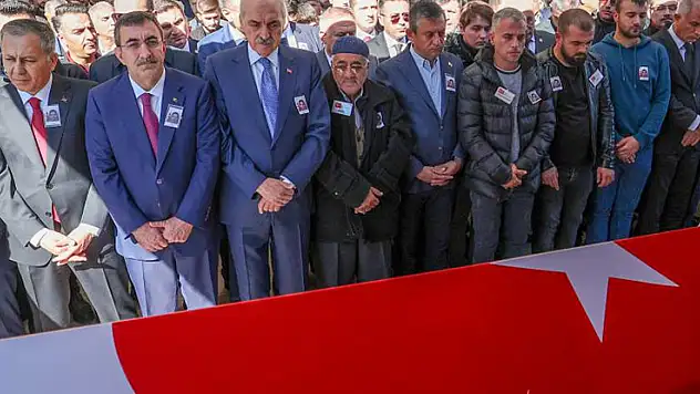 Şehit taksici Murat Arslan son yolculuğuna uğurlandı