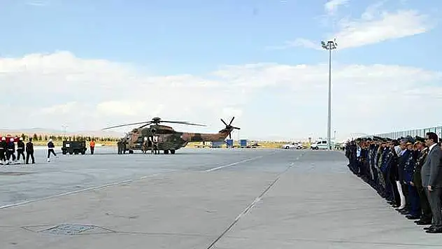 Şehit Taştiken'in cenazesi uçakla Konya'ya getirildi