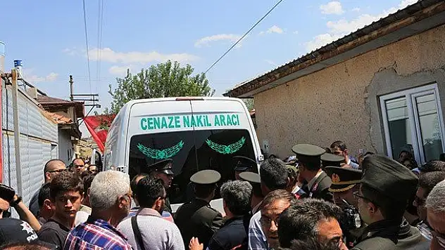Şehit uzman çavuş Konya'da son yolculuğuna uğurlandı
