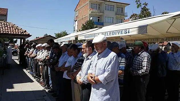 Şehitler için gıyabi cenaze namazı kılındı