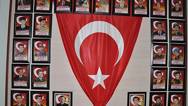 Şehitlerden geriye kalanlar duygulandırıyor - Foto Galeri