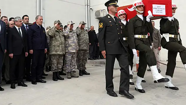 Şehitlerimizi uğurluyoruz