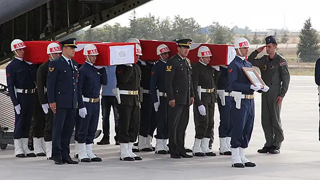 Şehitlerin naaşı Konya'ya getirildi