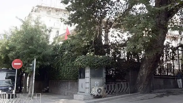 Selanik Başkonsolosluğumuza saldırı