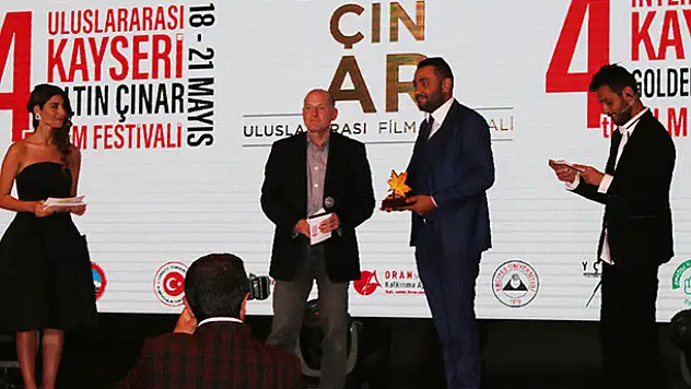 Selçuk İletişim'e Ödül!