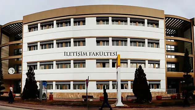 Selçuk İletişim'den oryantasyon toplantısı