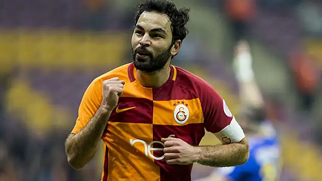 Selçuk inan futbolu bıraktı