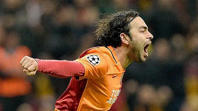 Selçuk İnan UEFA'nın en iyi 11'inde