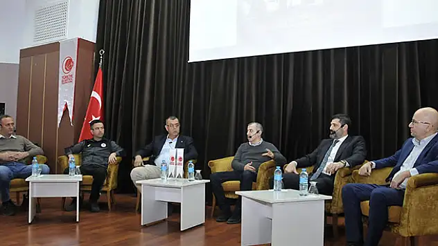 Selçuk'ta 'Basketbol Söyleşisi' düzenlendi