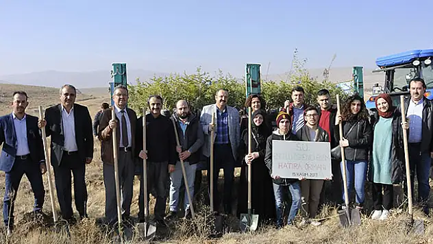Selçuk'ta 'Engelli Öğrenci Birimi Hatıra Ormanı' oluşturuldu