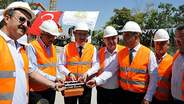 Selçuk'ta küçükbaş hayvan hastanesinin temeli atıldı