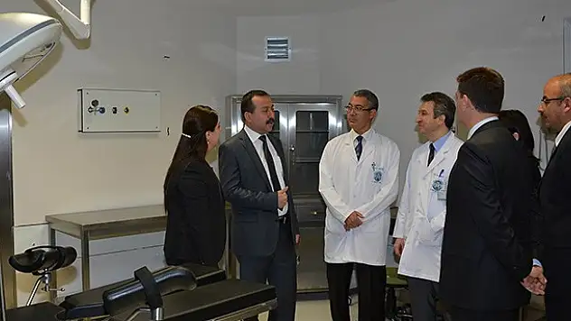 Selçuk Tıp'ta 3 ünite hizmete açıldı