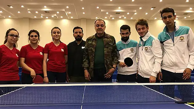 Selçuk Üniversitesi Adana'da terliyor