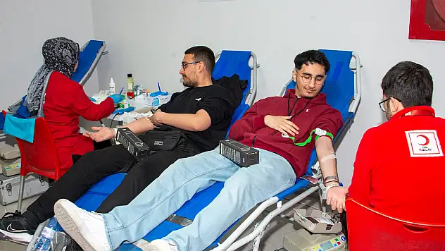 Selçuk Üniversitesi anlamlı kampanya