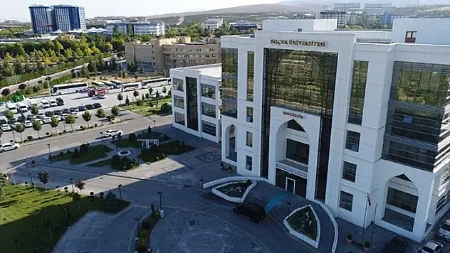 Selçuk Üniversitesi dünyanın en iyileri arasına girdi
