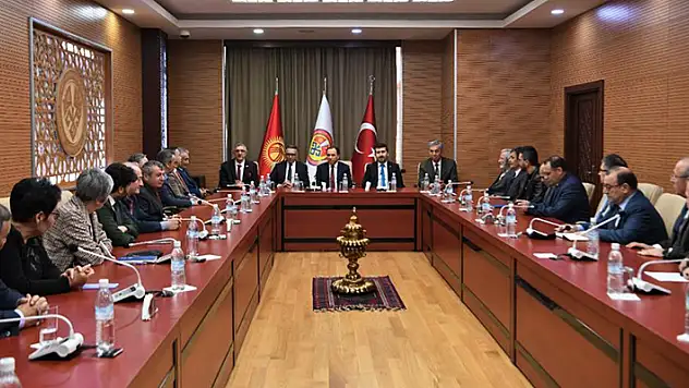 Selçuk Üniversitesi, KTMÜ ile 'akademik iş birliği protokolü' imzaladı
