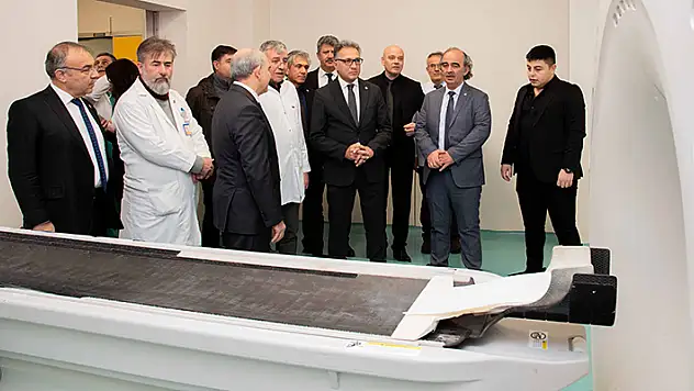 Selçuk Üniversitesi Küçük Hayvan Hastanesinde MR ve tomografi cihazları hizmete alındı
