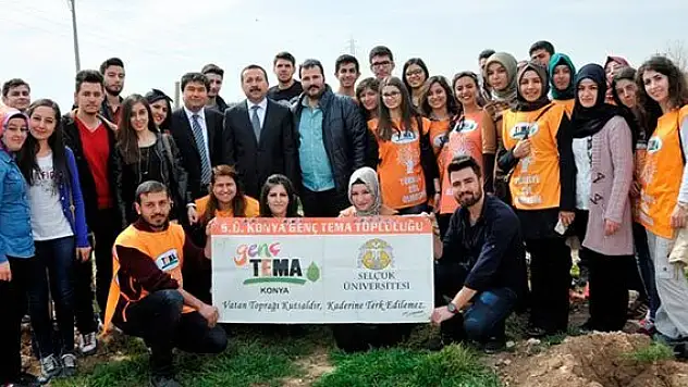 Selçuk Üniversitesi'nde '2015' fidan dikildi