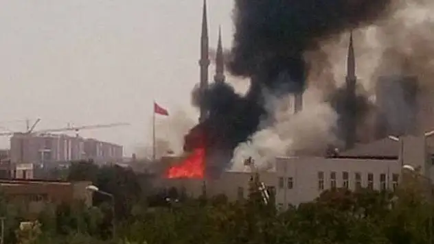 Selçuk Üniversitesi'nde korkutan yangın