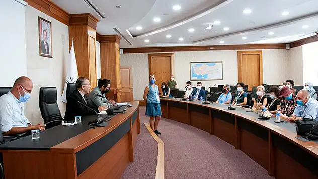 Selçuk Üniversitesi öğrenci tutumlarını araştırdı
