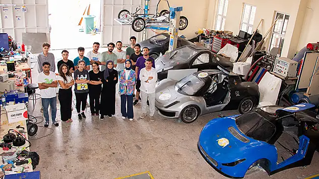 Selçuk Üniversitesi, TEKNOFEST'te çok sayıda projesiyle yarışacak
